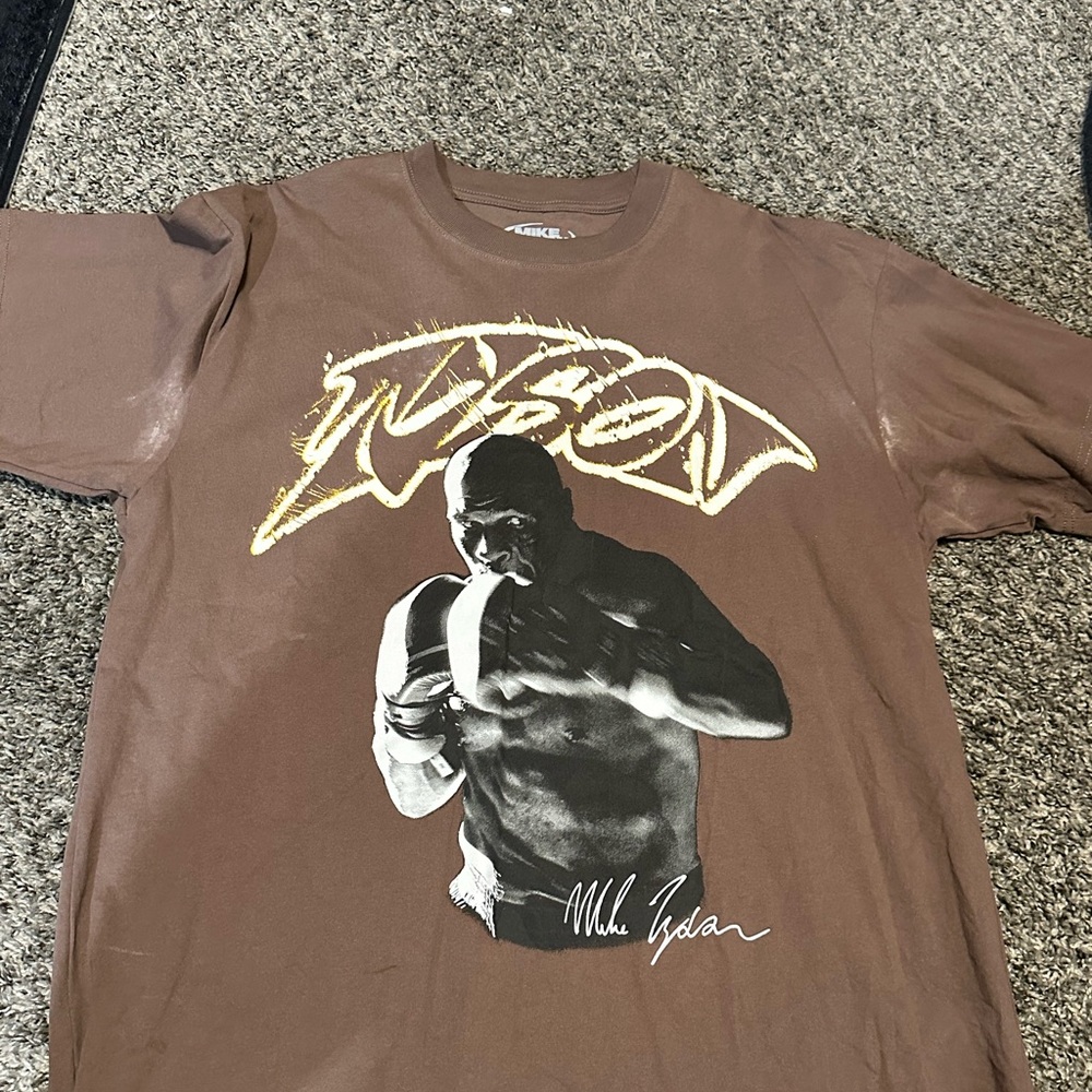 PacSun Brown Graphic Tee with Boxer Design